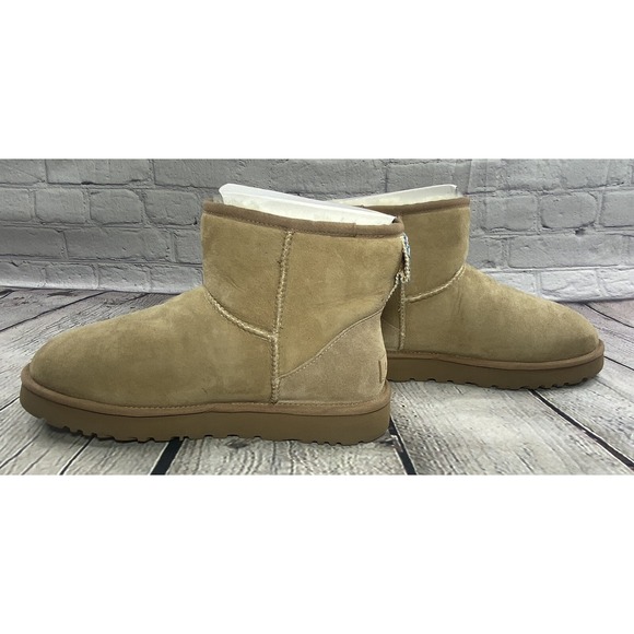 UGG Classic Mini 40:40:40 Anniversary Sand Suede Boots Size 10 Womens fits Men 8 - Picture 5 of 11